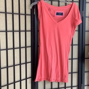 American eagle size small shirt.